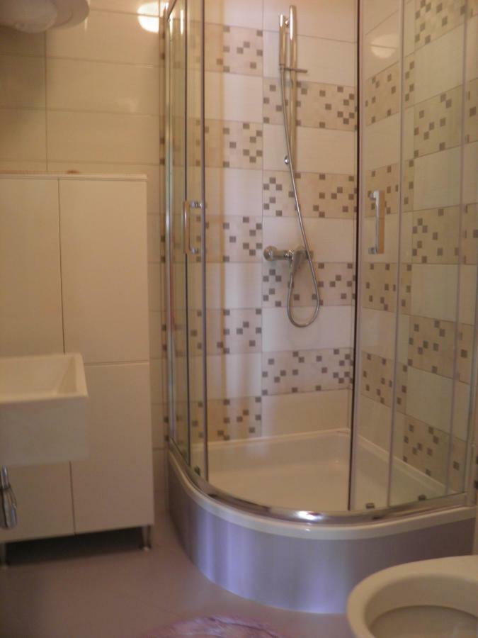 Apartments Marcic 波尔 外观 照片